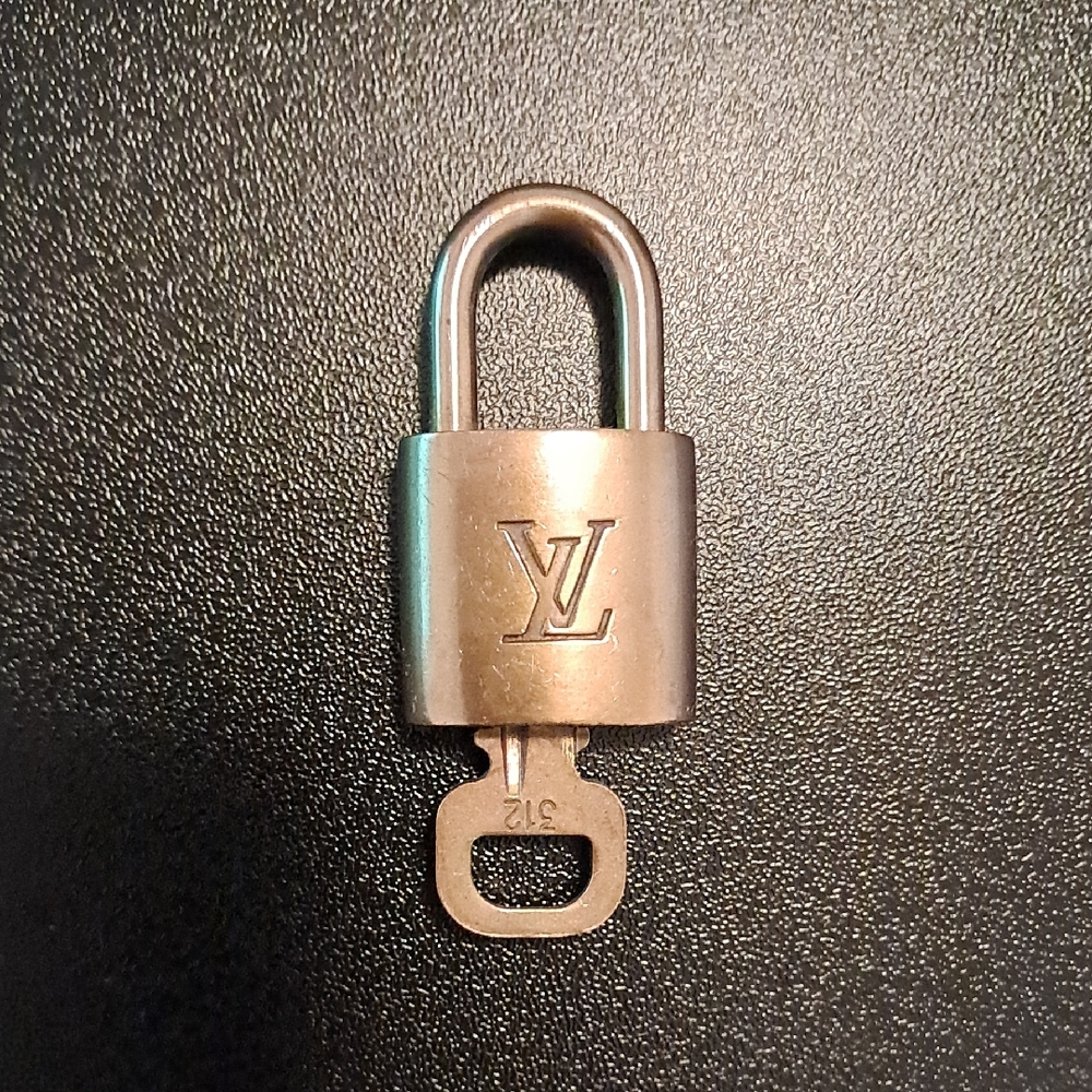 Louis Vuitton Brass Lock #312